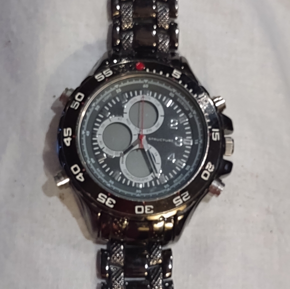 Structure Men's Chronograph watch .. selling as is needs Battery and band - Picture 7 of 11